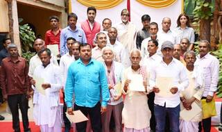 A Promise Made Done: Big B Pays Off Loans of 2,100 Farmers From Bihar