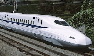 आम आदमी की जेब के मुताबिक होगा बुलेट ट्रेन का किराया, रेल मंत्री ने दिए संकेत