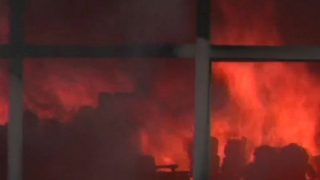 Mumbai: Fire Breaks Out at 10-Storey Residential Building in Ghatkopar, Rescue Ops Underway