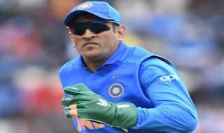 Dhoni Not to Remove Army Insignia From Keeping Gloves: BCCI Seeks ICC's Approval