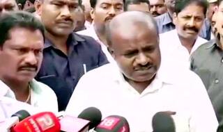 कर्नाटक में 14 MLA के इस्तीफे से कांग्रेस-जद(एस) गठबंधन सरकार खतरे में, दिल्ली में आपात बैठक