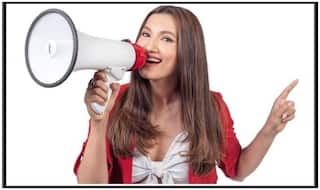 Gauahar's Sizzling Red Alert 'Good Morning' Wish is Enough to Distract You From First Working Day of The Week!