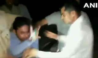 VIDEO : यूपी के शामली में पुलिस ने पत्रकार को बेरहमी से पीटा