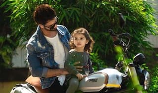 Shahid-Mira's Daughter Misha Holds Daddy Tight as They go Out Grocery Shopping