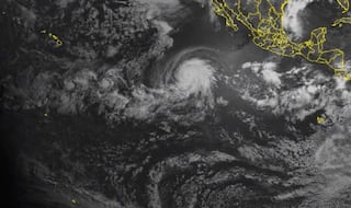 Weather Satellite Shows Total Lunar Eclipse And Major Hurricane Occurring at The Same Time - Watch