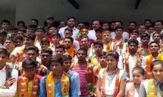 Uttar Pradesh: BJP MLA Sushil Singh Attempts to Enroll Students as Party Members
