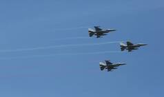 South Korea Fighter Jets Fire 360 Warning Shots at Russian Aircraft