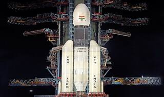 चंद्रमा के और करीब पहुंचा चंद्रयान-2, आर्बिटर से अलग हुआ लैंडर 'विक्रम'