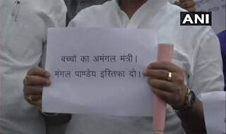 बच्‍चों की मौत पर बिहार विधानसभा में हंगामा, विपक्ष स्‍वास्‍थ्‍य मंत्री के इस्‍तीफे पर अड़ा