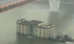 Video of China's Five Storey-Building Cruising on Yangtze River Goes Viral, Real Reason Cracks Twitterati up