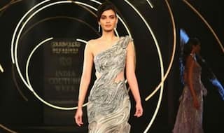 Diana's 'Undercurrent' Ramp Walk Sizzles ICW 2019, Marks 15 Years of Gaurav Gupta in Industry