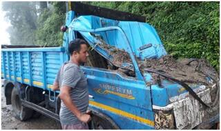 Bengal: Landslides Due to Torrential Rains Block Roads, Damage Houses in Darjeeling
