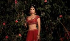 Sunny Leone's Red Hot Juliet Look Sets Fans Ogling, Viral Picture Smokes up The Internet