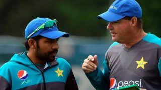 Pakistan Head Coach Mickey Arthur Wants Sarfaraz Ahmed to be Removed as Captain