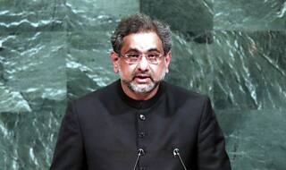 Ex-Pakistan PM Abbasi's Physical Remand Extended Till August 15