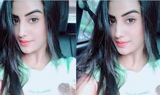 Akshara Singh Posts a Selfie Promoting 'Positive Vibes' After Accusing Pawan Singh of Threatening Her