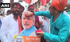 कश्मीर पर 'साहसिक' फैसले के बाद पीएम मोदी को भारत रत्न देने की मांग उठी
