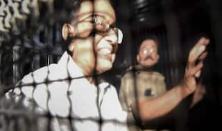 Senior Congress Leaders Ghulam Nabi Azad, Ahmed Patel Visit P Chidambaram at Tihar Jail