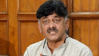 कांग्रेस नेता डीके शिवकुमार के 14 परिसरों पर CBI छापे, 50 लाख कैश बरामद