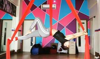 Beyhadh 2: Television Hottie Jennifer Winget Preps For Her New Show, Performs Aerial Yoga
