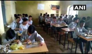 Rajasthan Govt Promises Free Air Travel to Class X, XII Board Exam Toppers