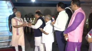 Narendra Modi Birthday: Prime Minister Turns 69, Arrives in Homestate Gujarat to Mark The Day
