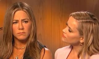 Green Sisters Are Back! Jennifer Aniston, Reese Witherspoon Enact Scene From F.R.I.E.N.D.S, Video Goes Viral