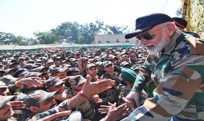 पीएम मोदी के दौरे से खुश और गौरवान्वित महसूस कर रहे हैं सैनिक, कहा- यादगार  हो गई दिवाली - Soldiers feeling happy and proud of modis visit said diwali  becomes memorable -