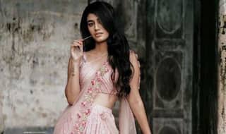 Internet's Wink Girl Priya Prakash Varrier Flaunts Her Midriff Abs in Pink Outfit, Picture Will Make You go Crazy
