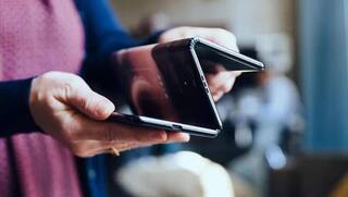 TCL Foldable smartphone comes with a 10-inch screen and two folds