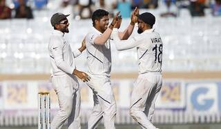 India vs South Africa 3rd Test: Gavaskar Lauds Shami, Umesh