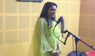 Amrapali Dubey Sings New Chhath Puja Song 'Aragh Ke Ber Na Kari Aber', Watch Video Here