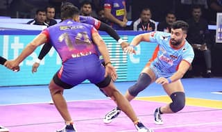 Dabang Delhi, Bengal Warriors Chase Maiden Pro Kabaddi League Title