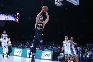 NBA India Friendlies: Pacers Thump Kings 130-106