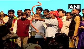 दिल्ली के प्रसिद्ध लव-कुश रामलीला में केजरीवाल हुए शामिल, कहा- हमने डेंगू और प्रदुषण जैसे रावण को मारा है