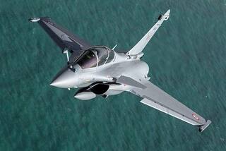 खाड़ी के कई देशों में आतंकियों के खिलाफ युद्ध छेड़ चुका है Rafale, इतना बम बरसाया की सब धुआं-धुआं हो गया