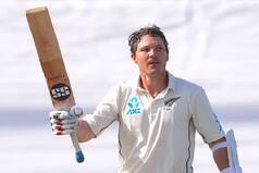 BJ Watling Becomes First NZ Wicketkeeper to Score a Double Century in Tests