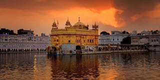 Step Towards Gender Equality! Punjab Government Allows Women To Sing Inside Golden Temple