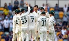 1st Test: Starc & Co. Shine as Australia Dominate Pakistan Despite Shafiq's Resistance on Day 1
