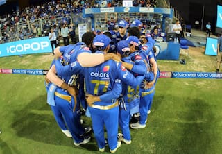 जहीर खान ने मुंबई इंडियंस की गेंदबाजी डिपार्टमेंट को मजबूत करने की दी सलाह