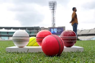 BCCI अध्यक्ष सौरव गांगुली बोले- शाम को लाल गेंद के मुकाबले पिंक बॉल को देखना...