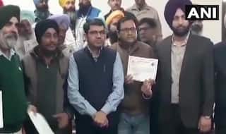 Farmers Felicitated in Punjab For Not Burning Stubble, to Get Rs 2500 Per Acre