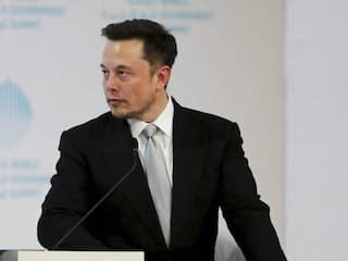 Elon Musk Tells Followers to 'Use Signal' Following WhatsApp Privacy Policy Update