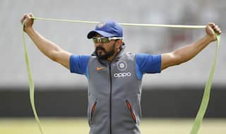 Kedar Donates Blood to Needy on 35th B'day, Wins Hearts