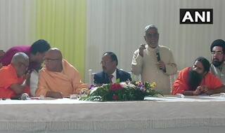 अयोध्या फैसले के बाद NSA डोभाल ने हिंदू, मुस्लिम नेताओं संग की बैठक, अमन-चैन बनाए रखने की अपील