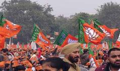 बीजेपी झारखंड विधानसभा में पहली बार सबसे बड़ी पार्टी बनने से भी चूकी
