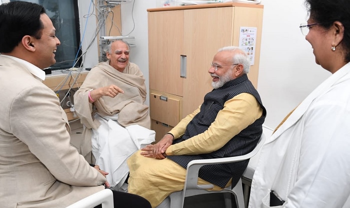 PM Modi Meets Former Minister Arun Shourie at Hospital, Wishes Him Speedy Recovery