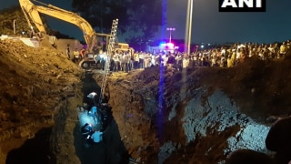 Maharashtra: Five People Including 2 Fire Brigade Men Stuck in Hole in Pune’s Dapodi Area