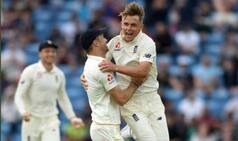 SA vs ENG: सेंचुरियन टेस्ट में इंग्लैंड के तूफानी गेंदबाजों का कहर, मेजबान  दक्षिण अफ्रीका को बड़े स्कोर से रोका