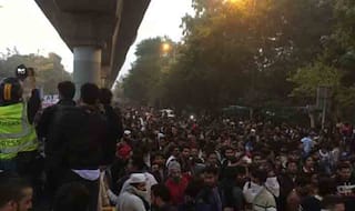 CAB 2019: जामिया प्रोटेस्ट के बाद कई जगहों पर बिगड़े हालात, जानिए 10 अपडेट्स
